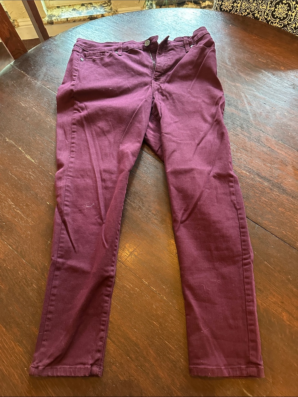 Code Bleu Skinny Jeans in Deep Plum